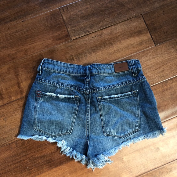 Urban outfitters shorts - Picture 2 of 3